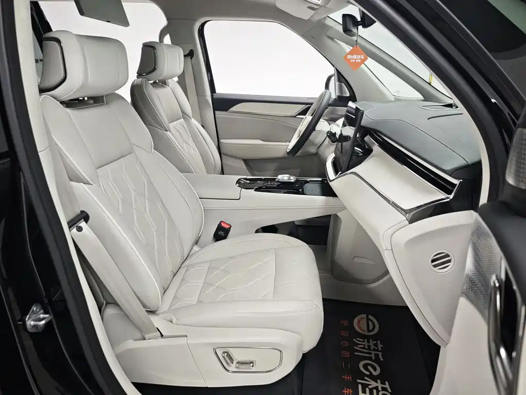 Volvo Volvo EM90 2025 Ultra Six-Seat 2024 - thumbnail 11