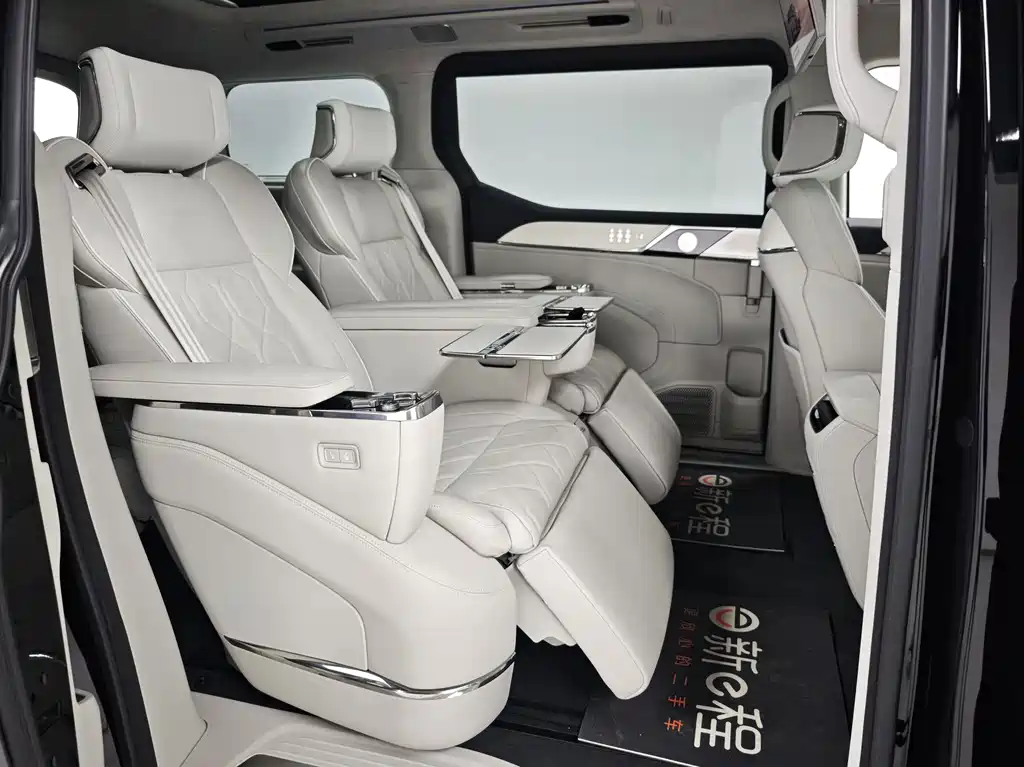 Volvo Volvo EM90 2025 Ultra Six-Seat 2024 - thumbnail 14