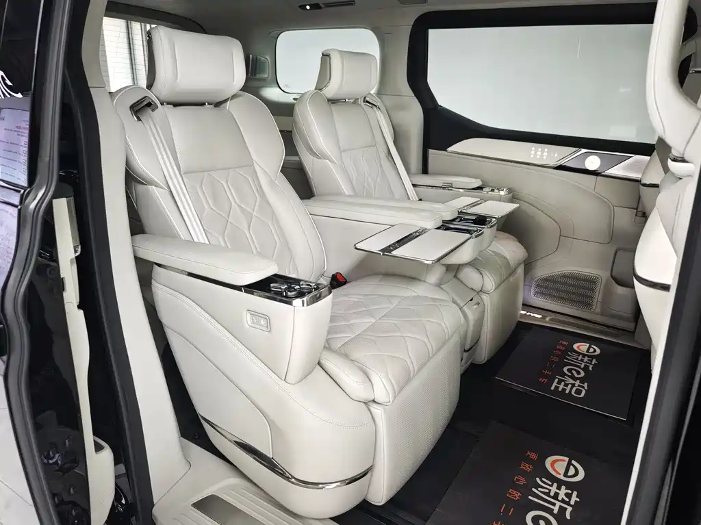 Volvo Volvo EM90 2025 Ultra Six-Seat 2024 - thumbnail 15