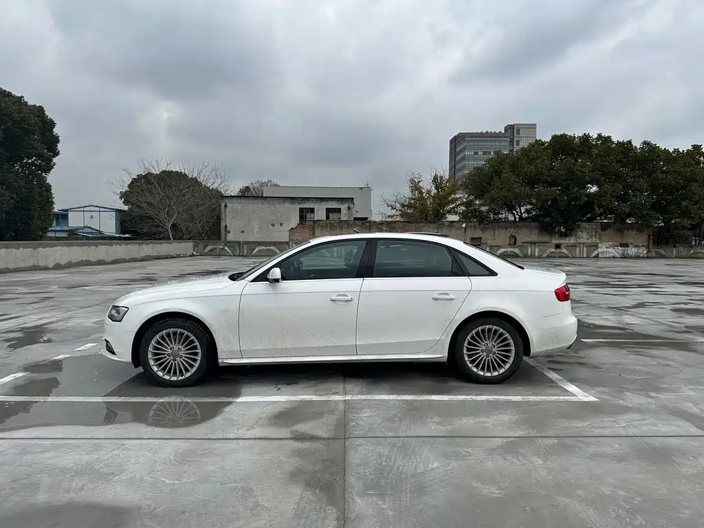 Audi Audi A4L 2015 35 TFSI Automatic Comfort Edition 2015 - thumbnail 5