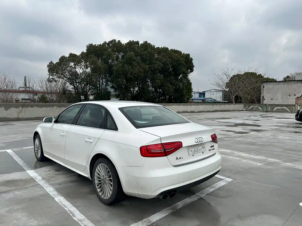 Audi Audi A4L 2015 35 TFSI Automatic Comfort Edition 2015 - thumbnail 21