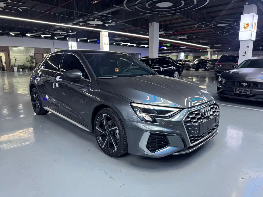 Audi Audi A3 Sportback 35 TFSI 2023 Fashion Sport Edition 2024 - thumbnail 3