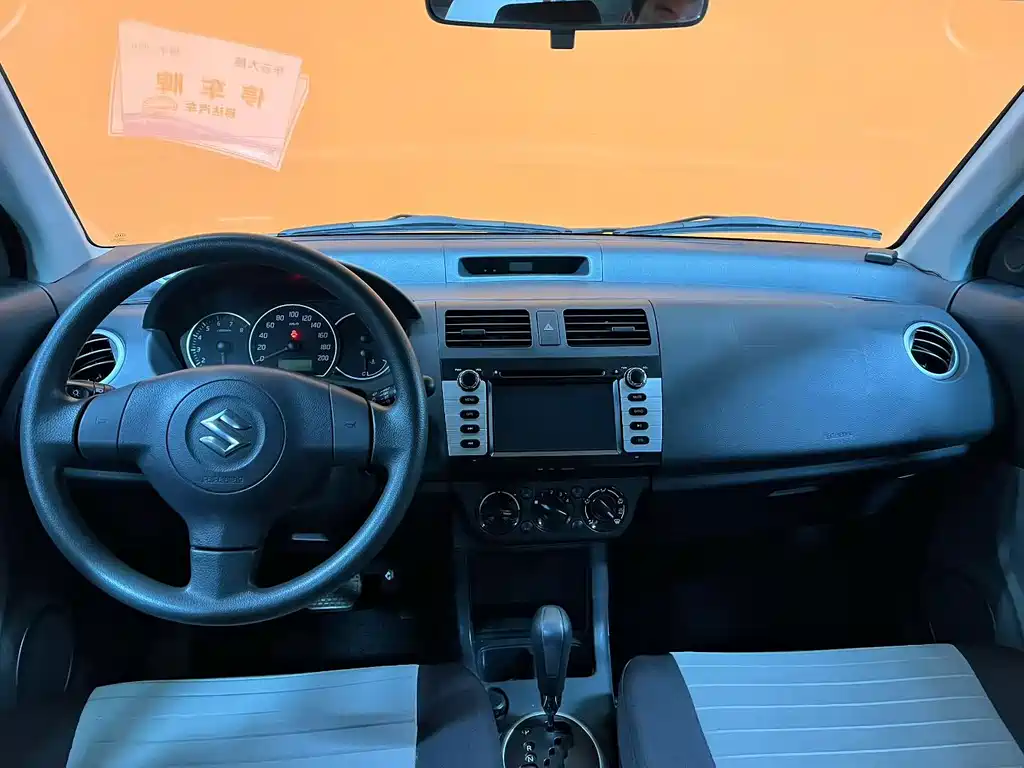 Suzuki Swift 2014 1.5L Automatic Fashion Edition 2016 - thumbnail 9