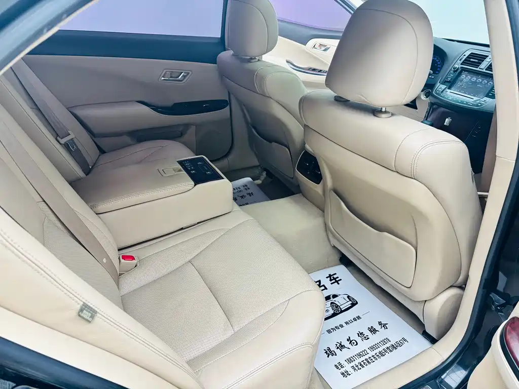 Toyota Toyota Crown 2010 2.5L Royal Leather Sunroof Navigation Edition 2011 - thumbnail 12