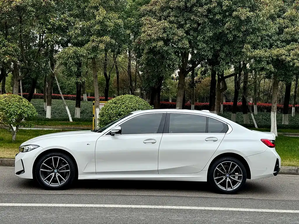 BMW BMW 3 Series 2023 325Li M Sport Package 2022 - thumbnail 3