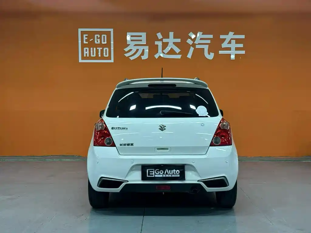 Suzuki Swift 2014 1.5L Automatic Fashion Edition 2014 - thumbnail 5