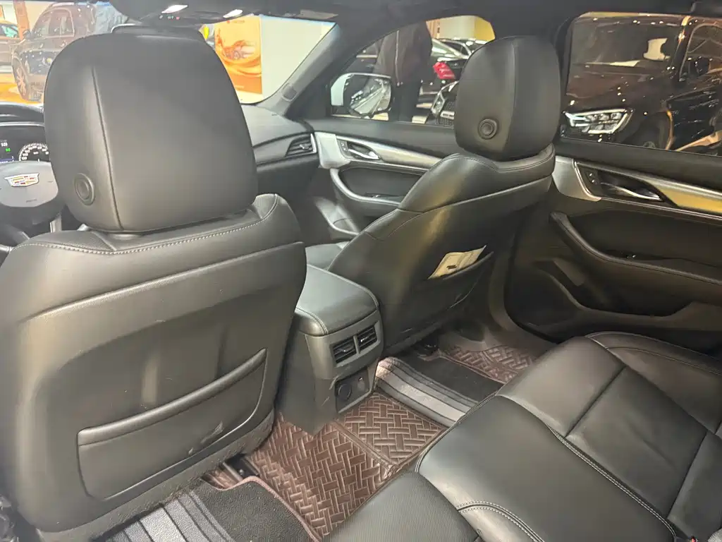 Cadillac Cadillac CT5 2020 Model Year Facelift 28T Sport Prestige 2020 - thumbnail 8