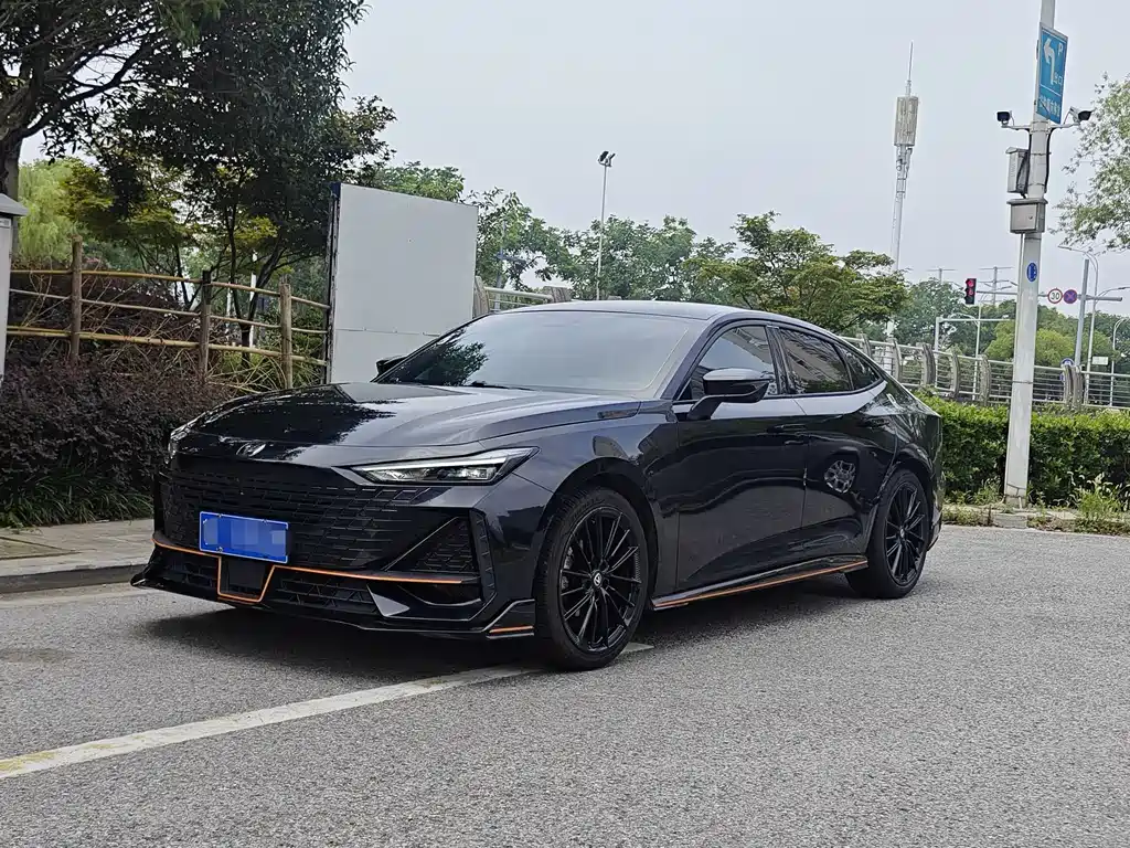 Changan Changan UNI-V 2022 1.5T Sport Edition 2022