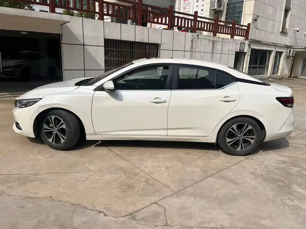 Nissan Nissan Sylphy 2020 1.6L XL CVT Comfort Edition 2019 - thumbnail 4