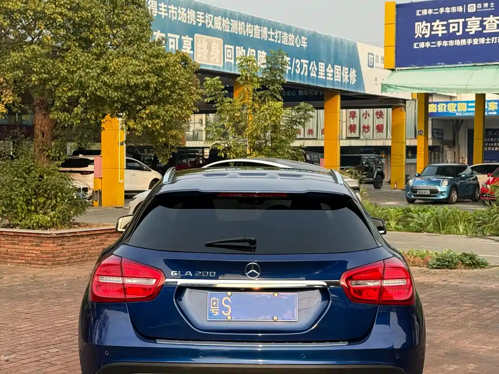 Mercedes-Benz Mercedes-Benz GLA 2016 GLA 200 Blue Edition 2016 - thumbnail 11