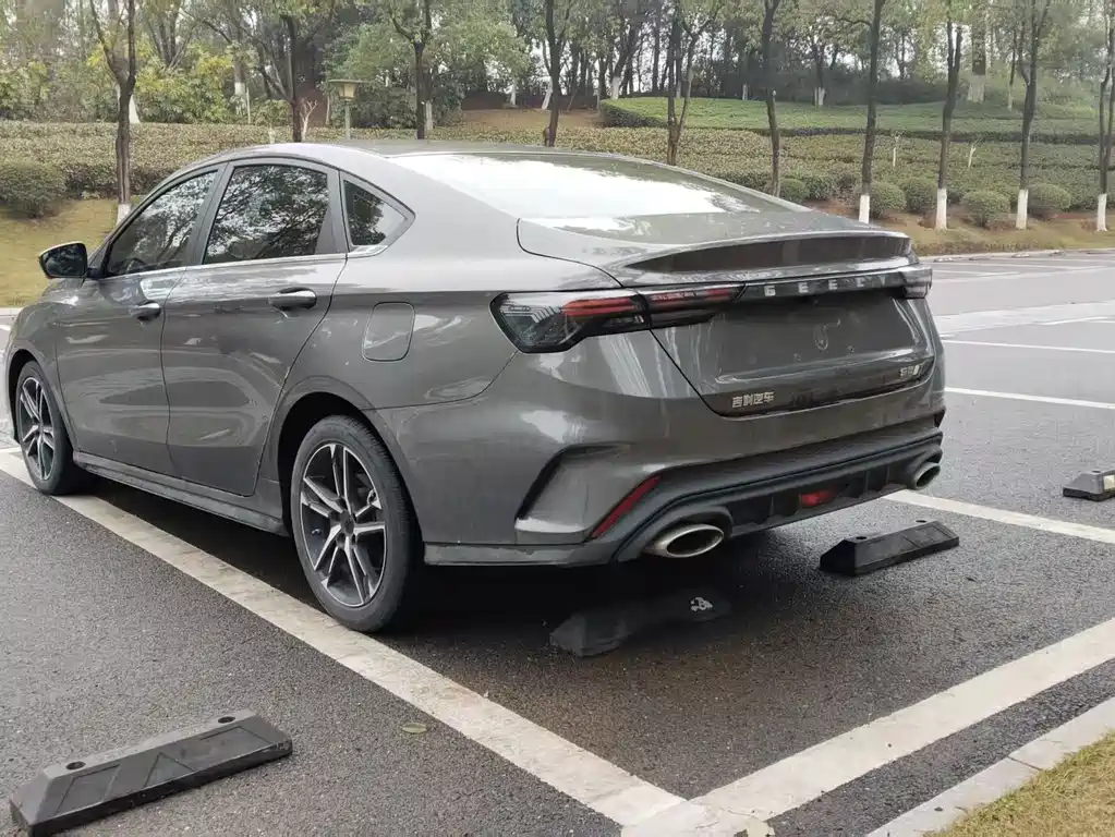 Geely Auto Geely Emgrand 2022 Emgrand COOL 1.5T DCT Wind Edition 2023 - thumbnail 2