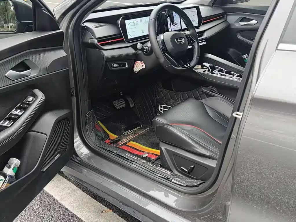 Geely Auto Geely Emgrand 2022 Emgrand COOL 1.5T DCT Wind Edition 2023 - thumbnail 7