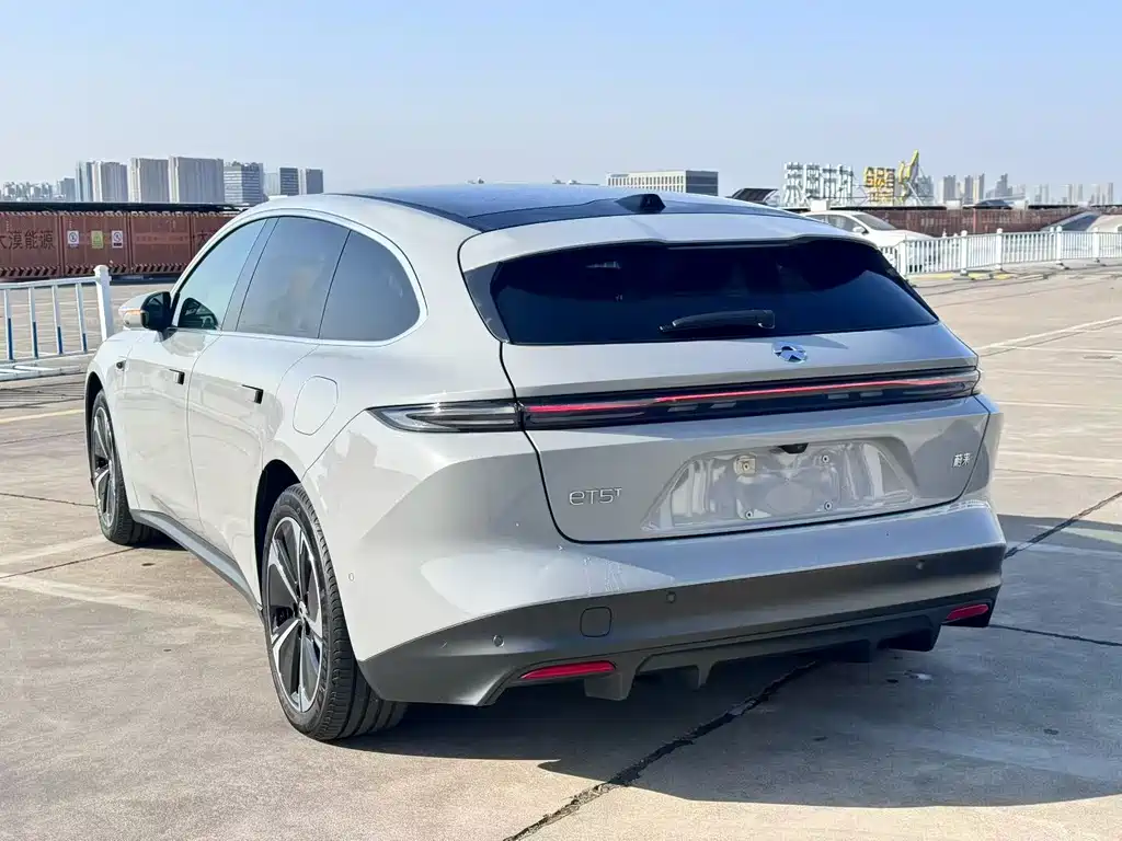NIO NIO ET5T 2024 75kWh Touring 2025 - thumbnail 4