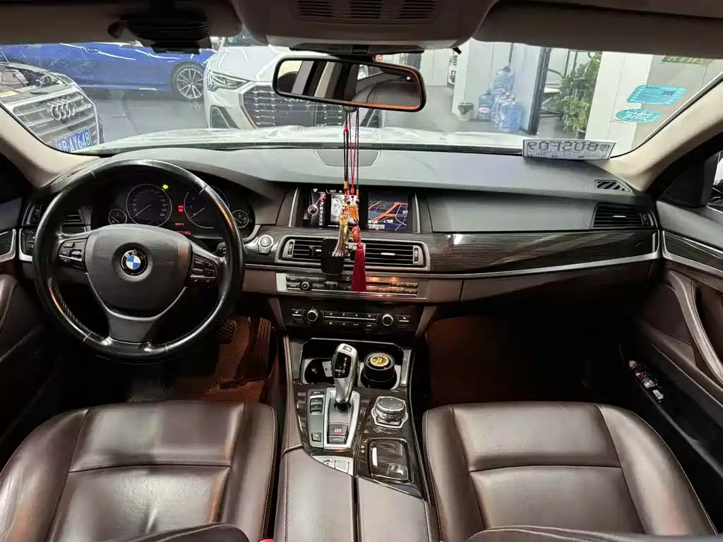 BMW BMW 5 Series 2014 525Li Luxury Design Package 2016 - thumbnail 6