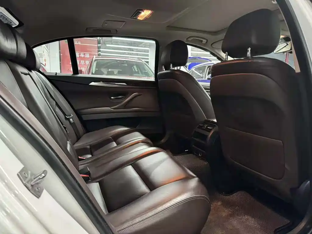BMW BMW 5 Series 2014 525Li Luxury Design Package 2016 - thumbnail 8