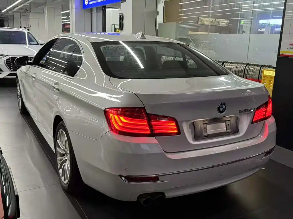 BMW BMW 5 Series 2014 525Li Luxury Design Package 2016 - thumbnail 10