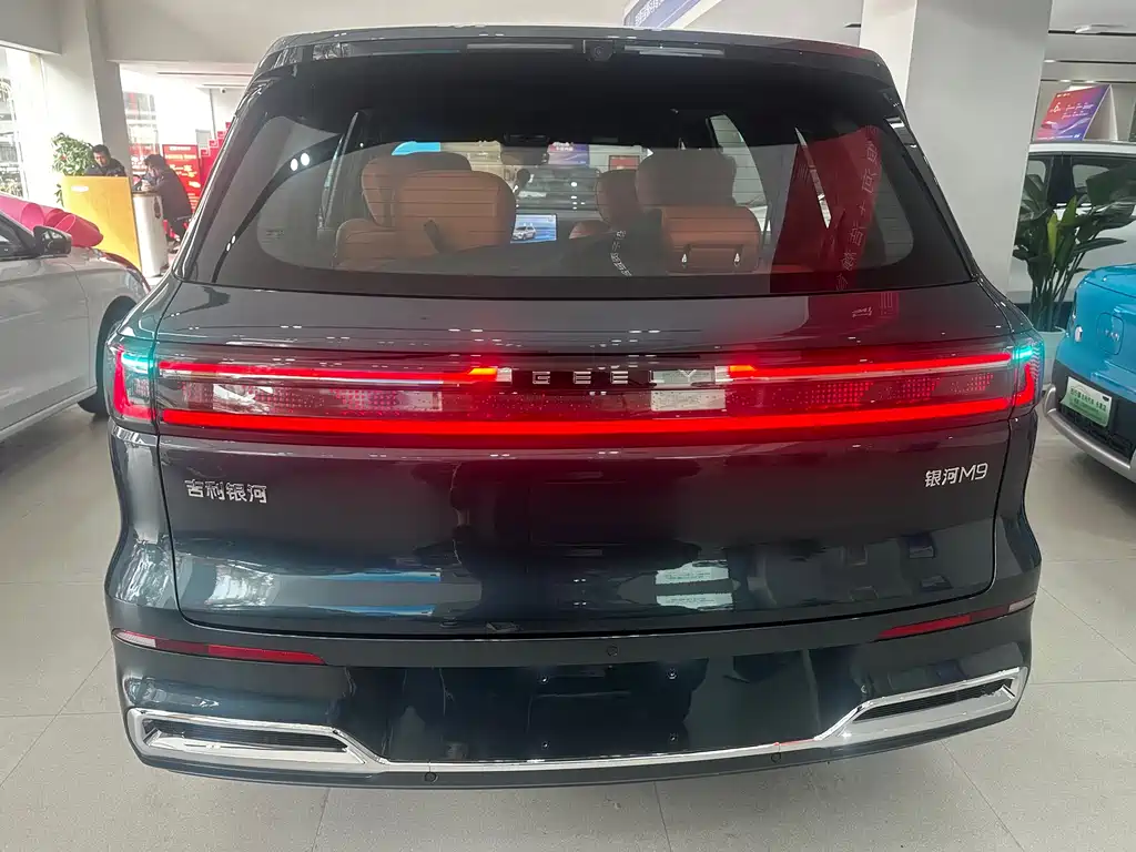 Geely Galaxy Galaxy M9 2025 Model 230km Two-Wheel Drive Smart Navigation Edition 2026 - thumbnail 4