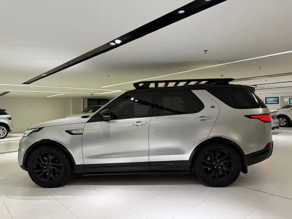 Land Rover Discovery 2017 3.0 SC V6 HSE 2018 - thumbnail 7