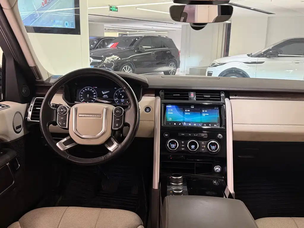 Land Rover Discovery 2017 3.0 SC V6 HSE 2018 - thumbnail 12