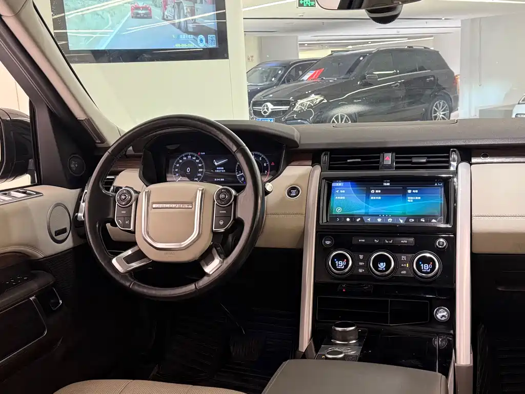 Land Rover Discovery 2017 3.0 SC V6 HSE 2018 - thumbnail 16