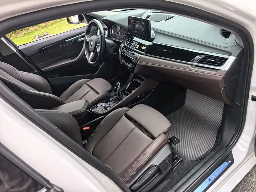 BMW BMW X2 2023 sDrive25i M Sport Shadow Edition 2024 - thumbnail 5