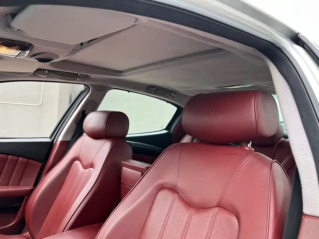 Maserati Chrysler 300C 2008 4.7L Executive Edition 2009 - thumbnail 10