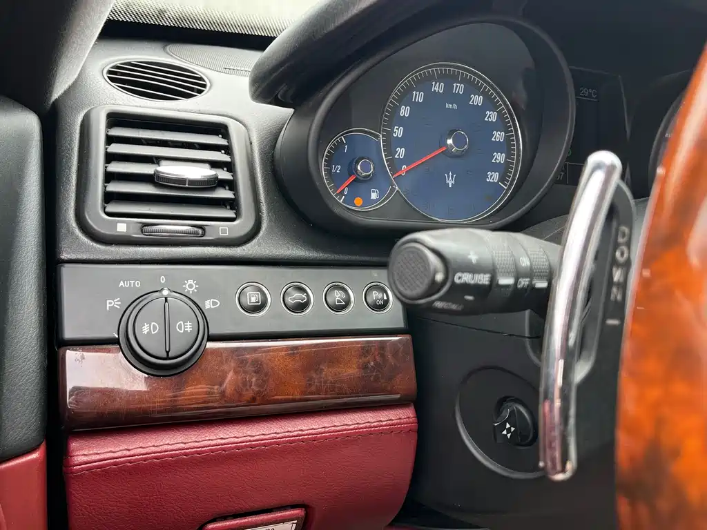 Maserati Chrysler 300C 2008 4.7L Executive Edition 2009 - thumbnail 20