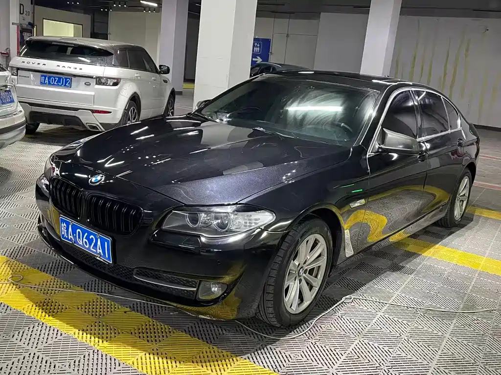 BMW BMW 5 Series 2012 523Li Luxury Edition 2011