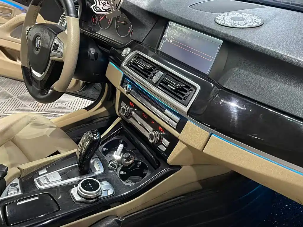 BMW BMW 5 Series 2012 523Li Luxury Edition 2011 - thumbnail 12