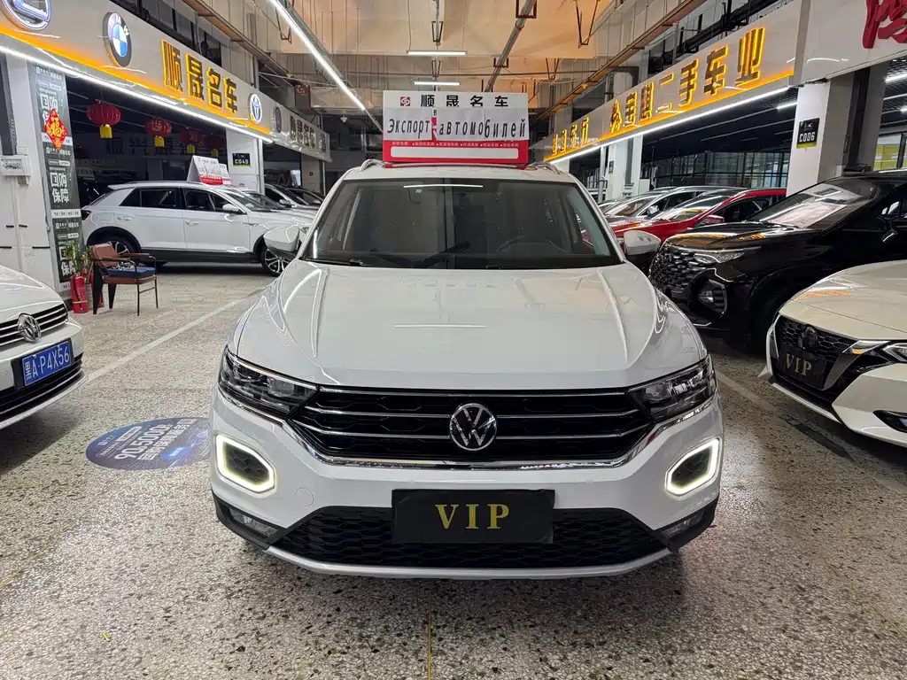 Volkswagen T-Roc 2021 Facelift 280TSI DSG 2WD Comfort & Smart Connect Edition 2022 - thumbnail 3