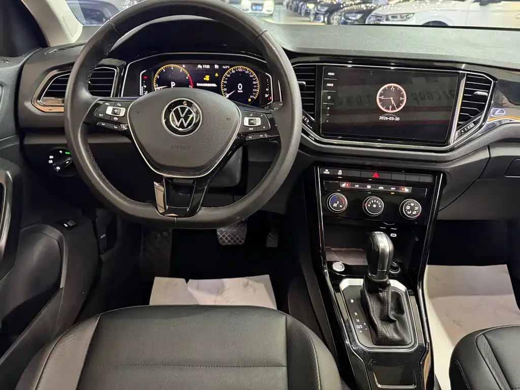 Volkswagen T-Roc 2021 Facelift 280TSI DSG 2WD Comfort & Smart Connect Edition 2022 - thumbnail 7