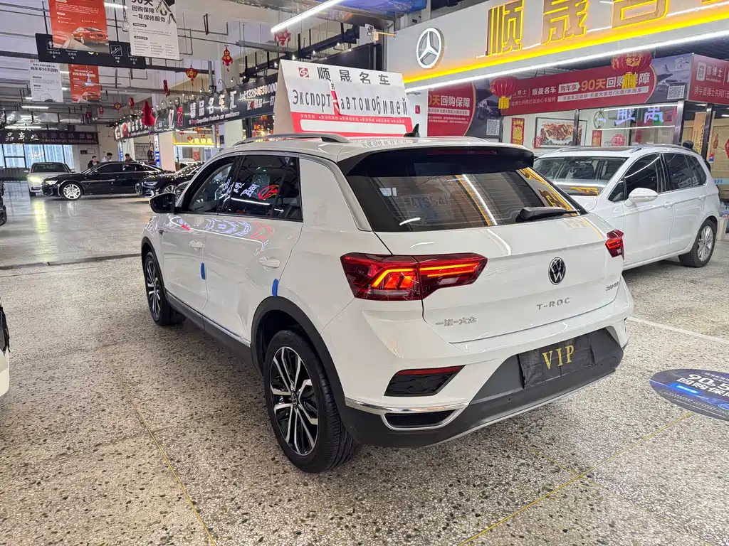 Volkswagen T-Roc 2021 Facelift 280TSI DSG 2WD Comfort & Smart Connect Edition 2022 - thumbnail 14