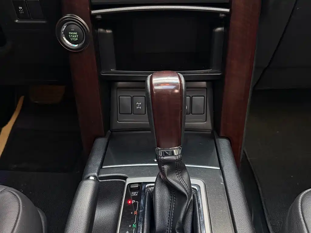 Toyota Toyota Land Cruiser Prado 2014 4.0L Automatic TX-L 2015 - thumbnail 11