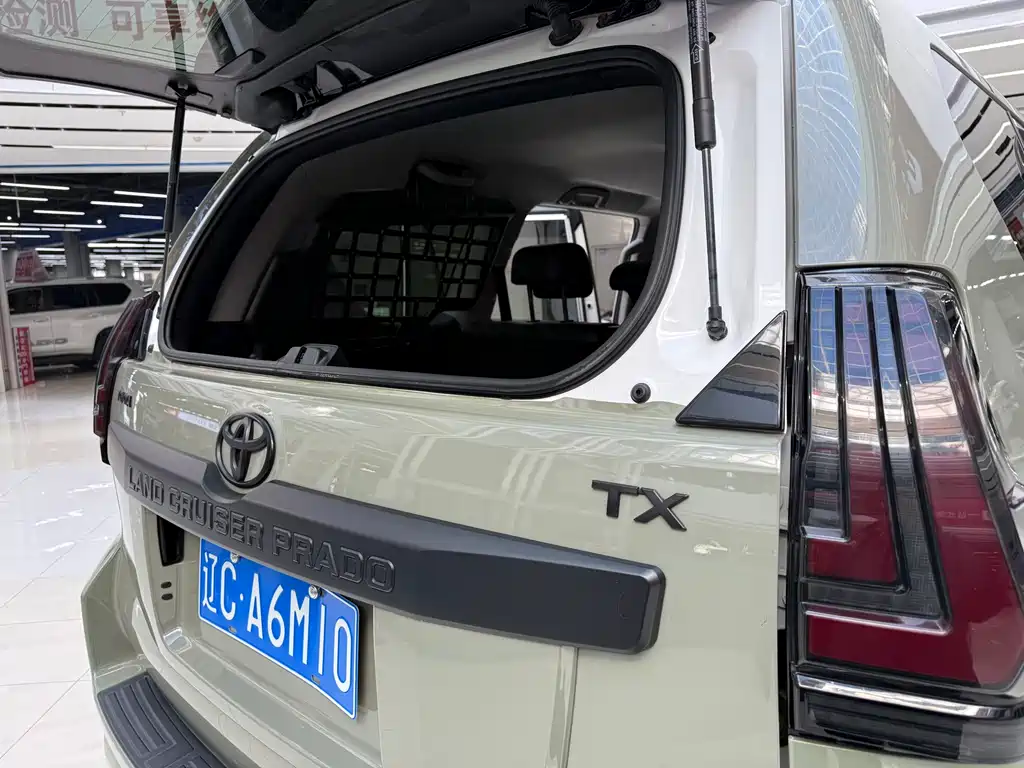 Toyota Toyota Land Cruiser Prado 2014 4.0L Automatic TX-L 2015 - thumbnail 12