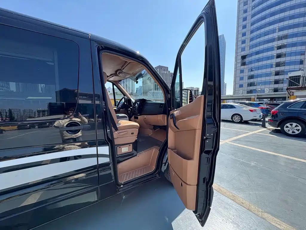 Mercedes-Benz Mercedes-Benz Sprinter 2015 3.5L Automatic 2017 - thumbnail 27