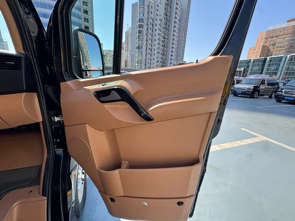 Mercedes-Benz Mercedes-Benz Sprinter 2015 3.5L Automatic 2017 - thumbnail 28