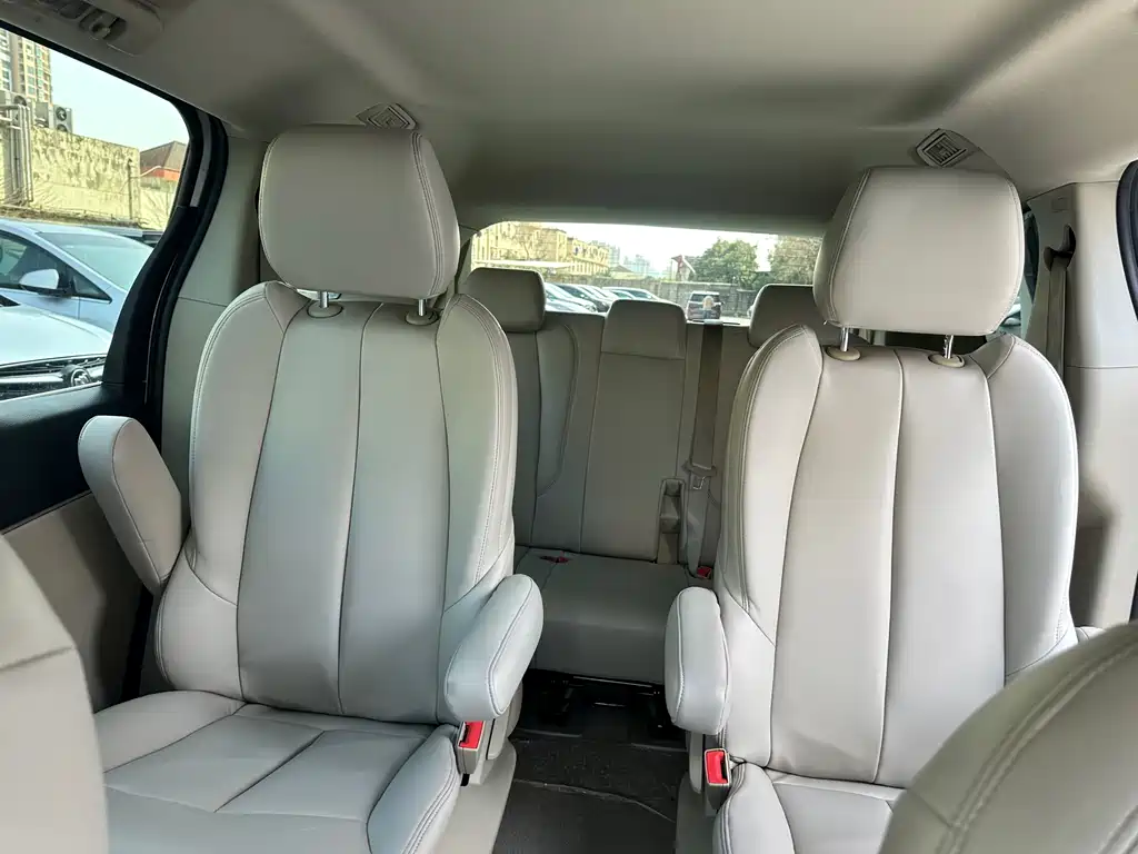Buick Buick GL8 2018 28T Comfort Edition China VI 2019 - thumbnail 18