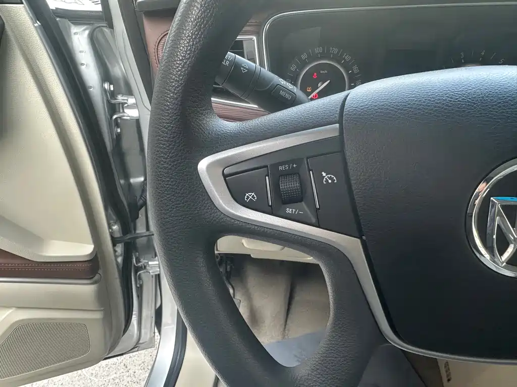Buick Buick GL8 2018 28T Comfort Edition China VI 2019 - thumbnail 22