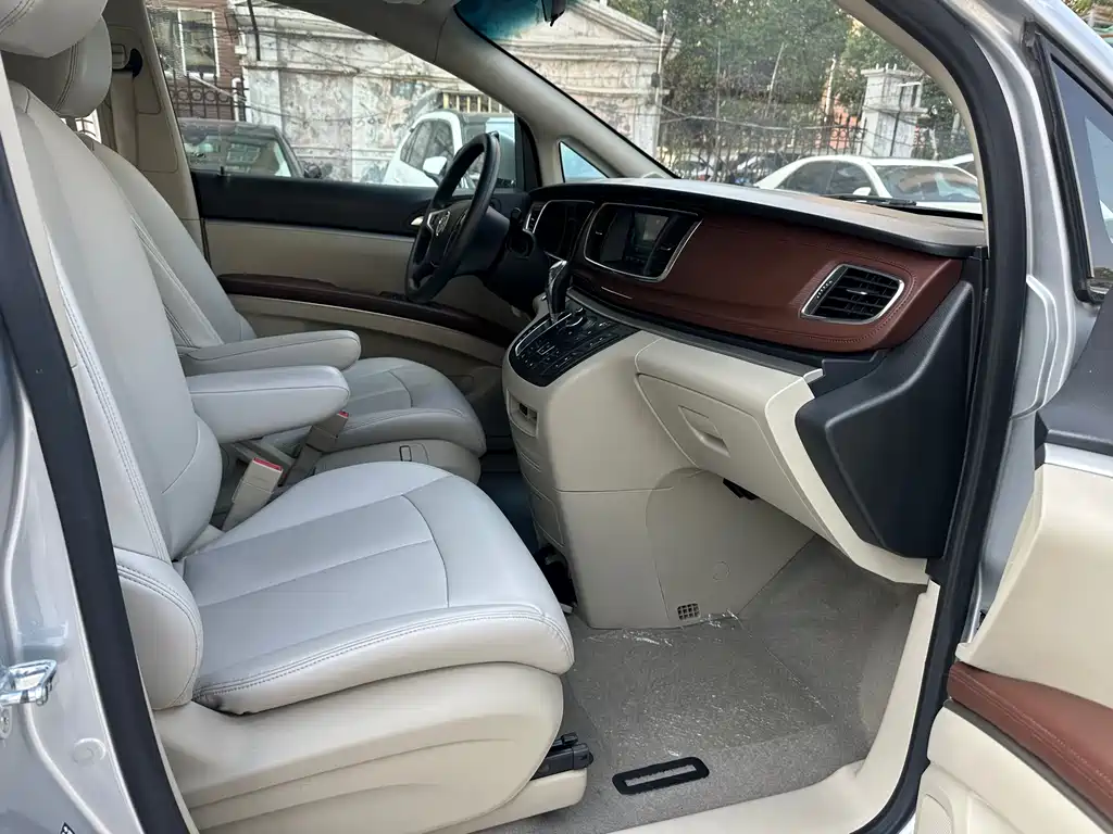 Buick Buick GL8 2018 28T Comfort Edition China VI 2019 - thumbnail 26