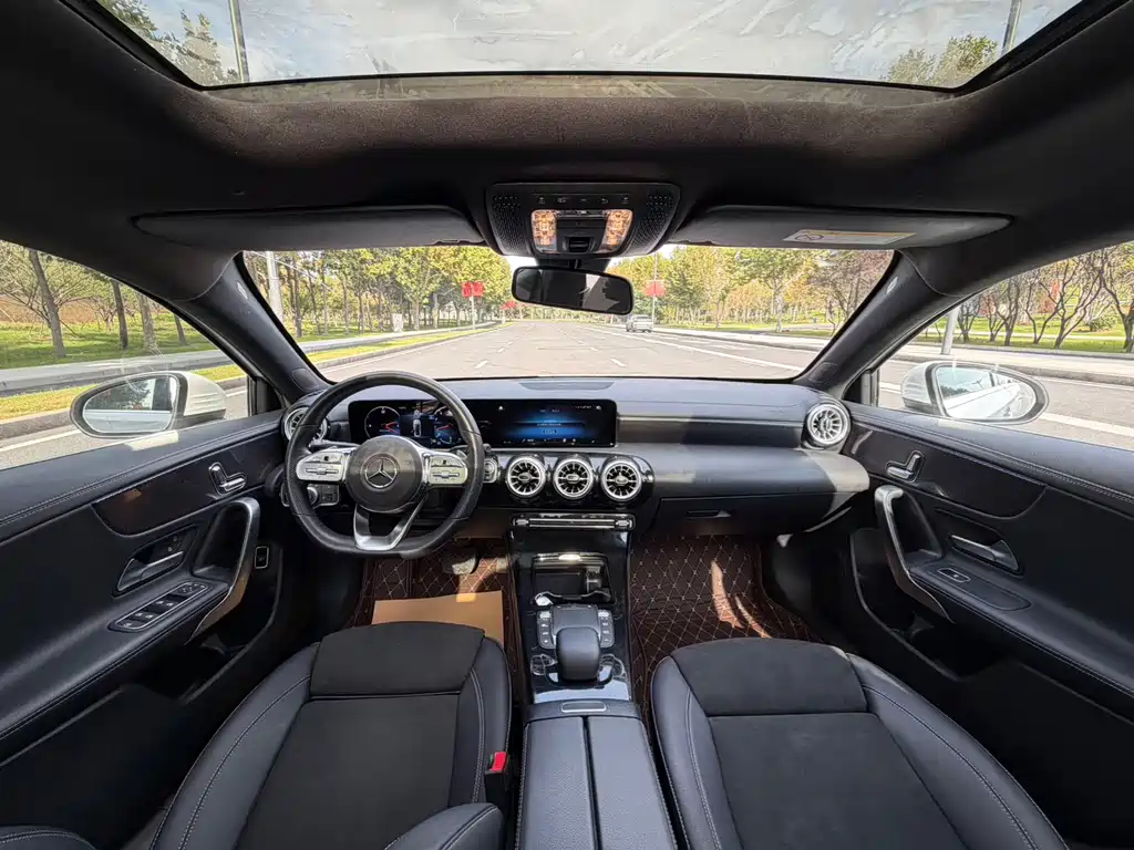 Mercedes-Benz Mercedes-Benz A-Class 2023 A 200 L Fashion Edition 2023 - thumbnail 5