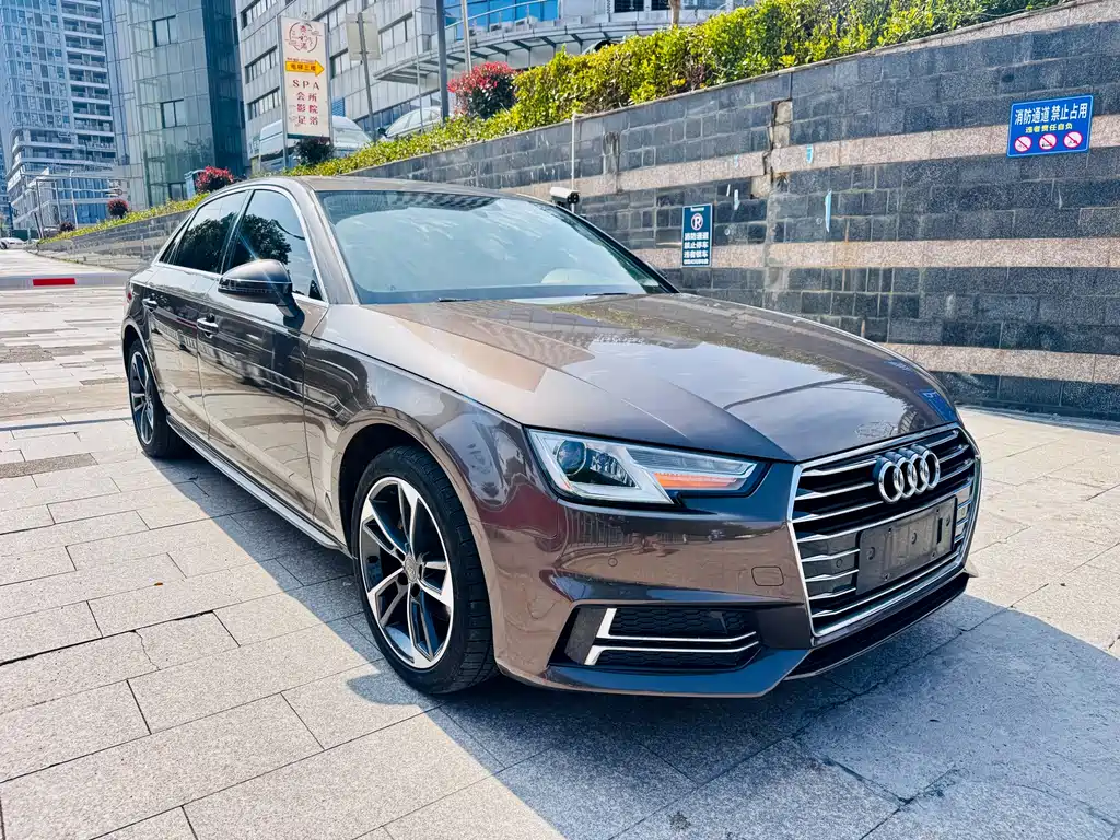 Audi Audi A4L 2019 40 TFSI Progressive Model VI 2019 - thumbnail 4