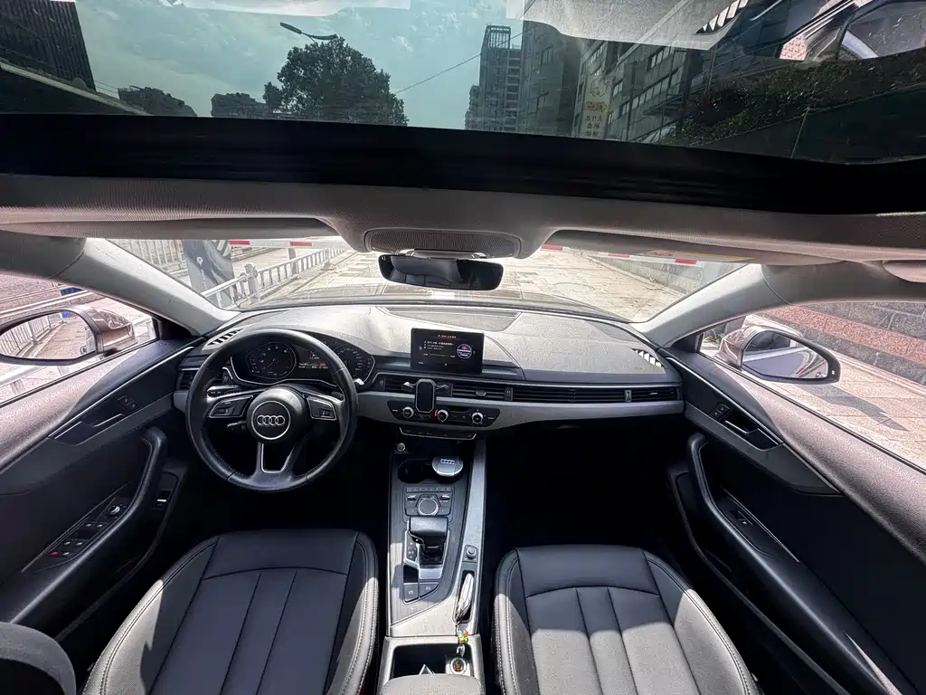 Audi Audi A4L 2019 40 TFSI Progressive Model VI 2019 - thumbnail 6