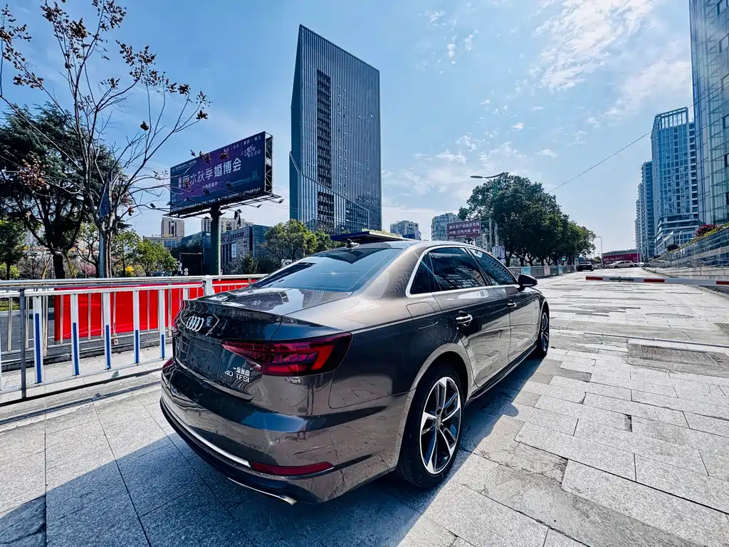 Audi Audi A4L 2019 40 TFSI Progressive Model VI 2019 - thumbnail 9