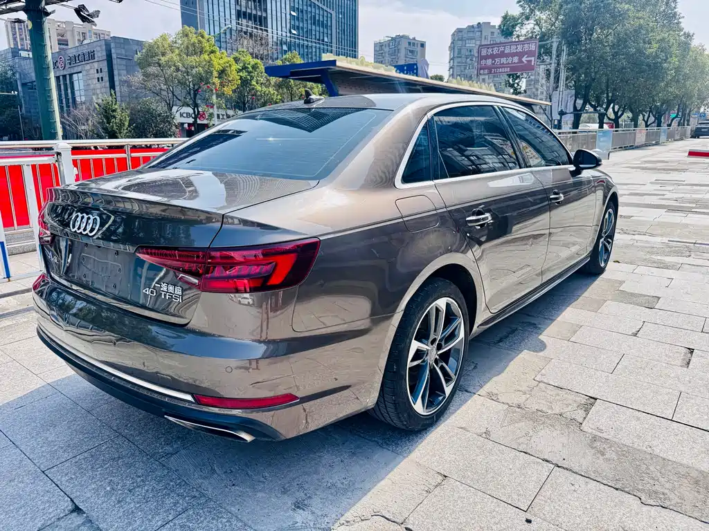 Audi Audi A4L 2019 40 TFSI Progressive Model VI 2019 - thumbnail 10