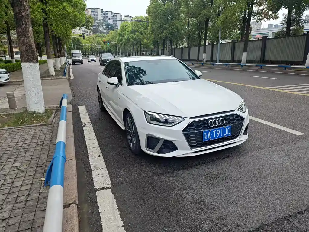 Audi Audi A4L 2020 40 TFSI Fashion Dynamic Edition 2020 - thumbnail 3