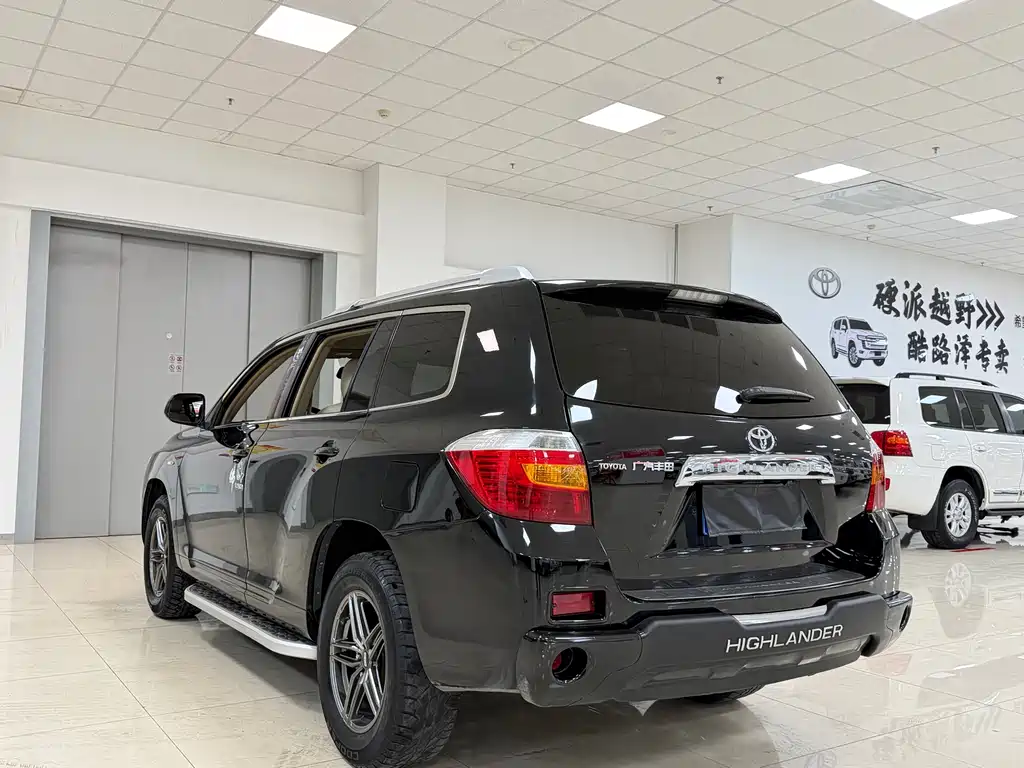 Toyota Toyota Highlander 2011 2.7L 2WD 5-seater Premium Edition 2011 - thumbnail 5