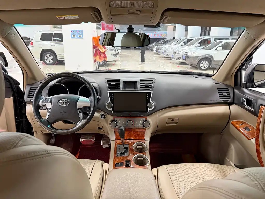 Toyota Toyota Highlander 2011 2.7L 2WD 5-seater Premium Edition 2011 - thumbnail 9