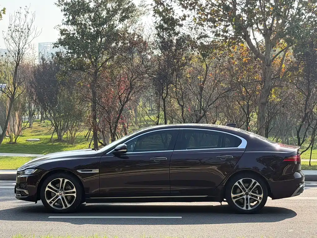 Jaguar Jaguar XEL 2021 2.0T 250PS R-DYNAMIC S Sport 2021 - thumbnail 4