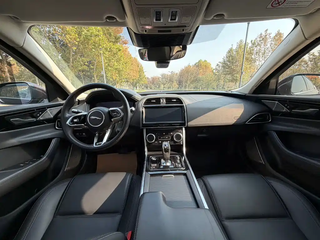 Jaguar Jaguar XEL 2021 2.0T 250PS R-DYNAMIC S Sport 2021 - thumbnail 5