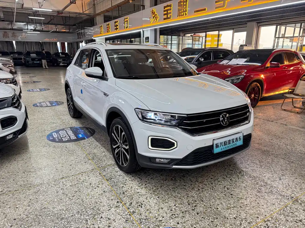 Volkswagen T-Roc 2022 280TSI DSG Front-Wheel Drive Comfort Plus 2022 - thumbnail 3
